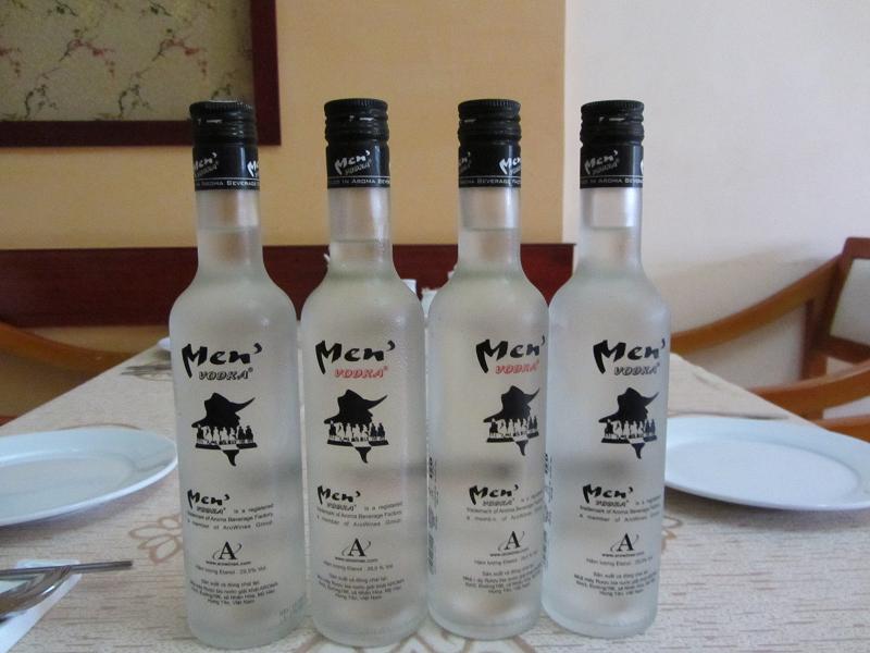 Rượu Vodka men lớn